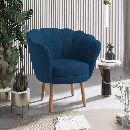 Poltrona Decorativa Pétala Veludo Pés Palito Desenho Do Tecido Liso