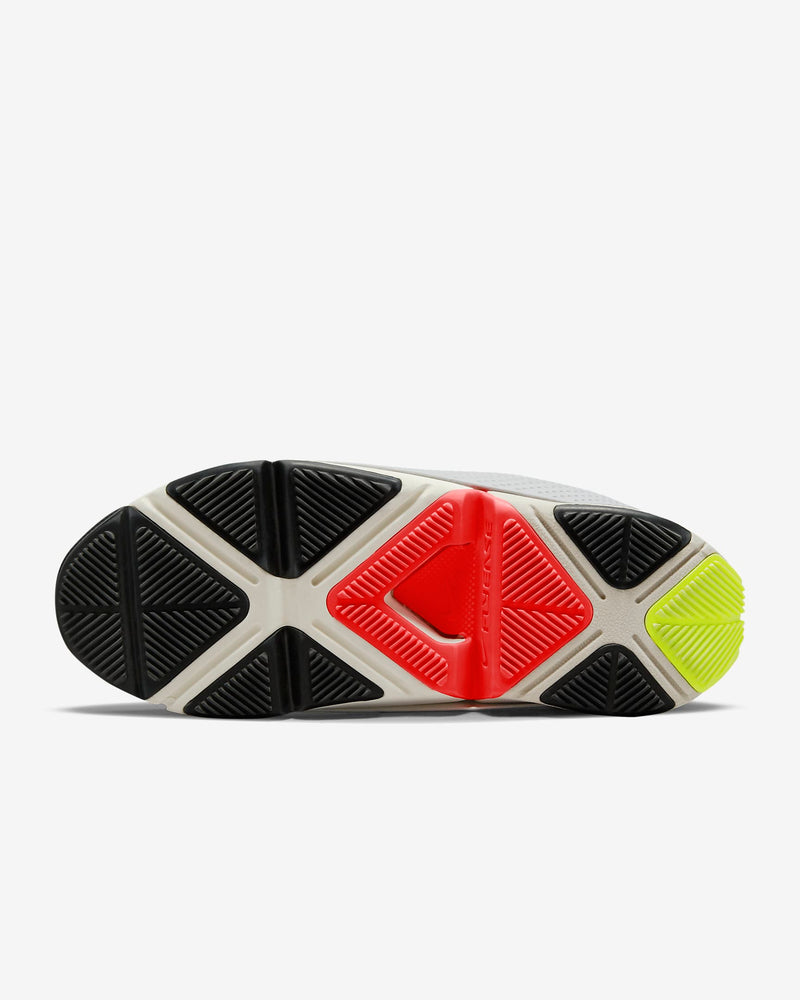 Nike Go FlyEase™ – Calce o futuro. Sem esforço. Sem as mãos.