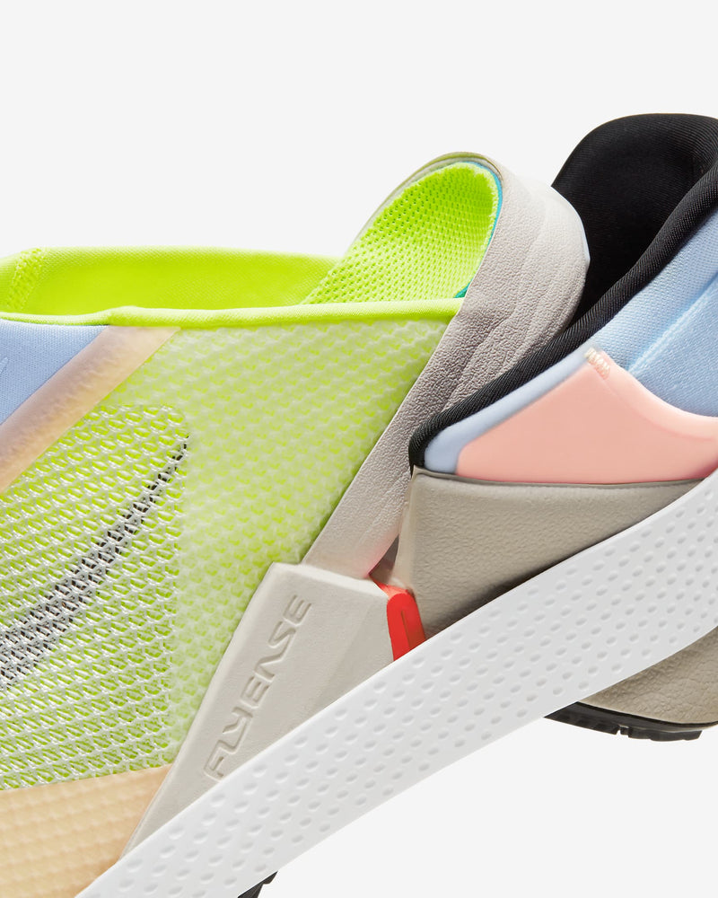 Nike Go FlyEase™ – Calce o futuro. Sem esforço. Sem as mãos.