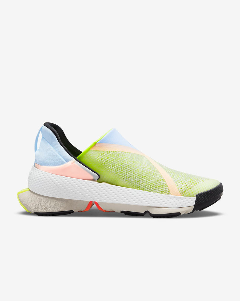 Nike Go FlyEase™ – Calce o futuro. Sem esforço. Sem as mãos.